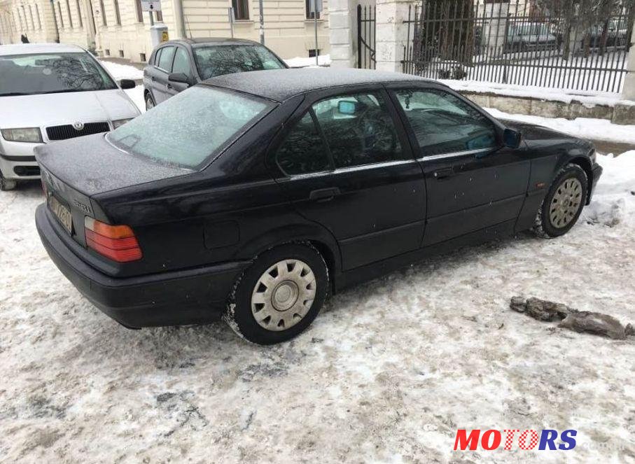 1997' BMW 3 Series 316I photo #2