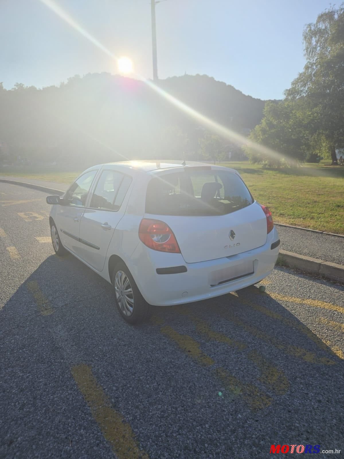 2008' Renault Clio 1,5 Dci photo #3