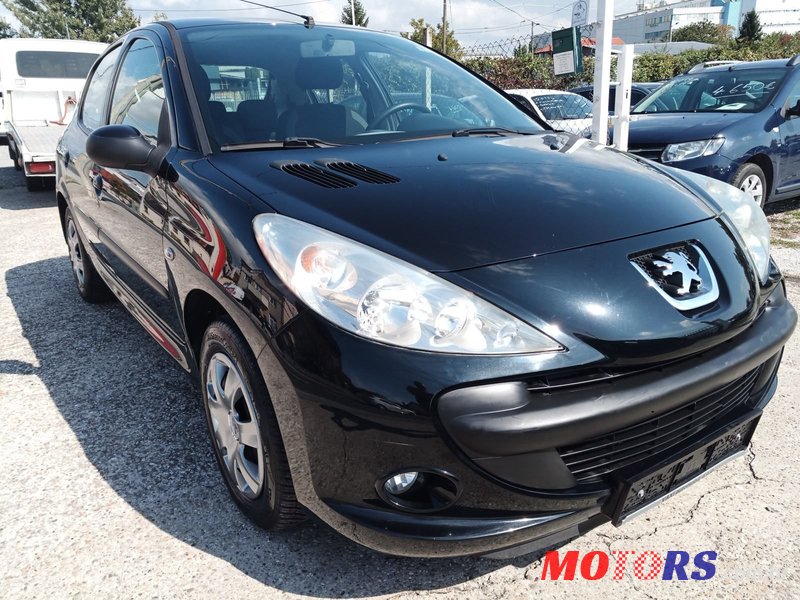 2011' Peugeot 206 1,4 photo #2