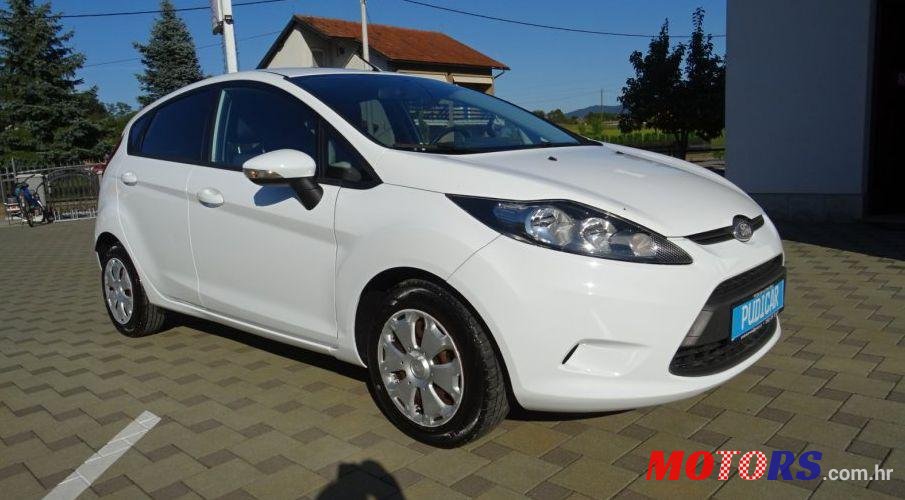 2010' Ford Fiesta 1,6 photo #1
