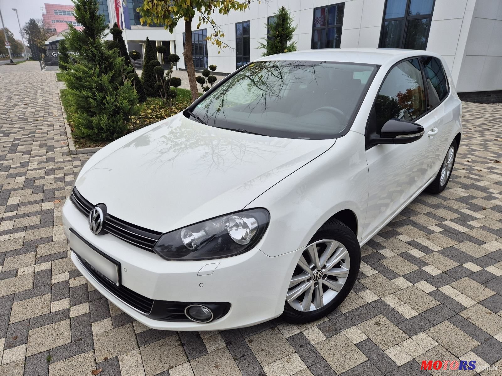 2011' Volkswagen Golf VI 1,2 Tsi photo #2