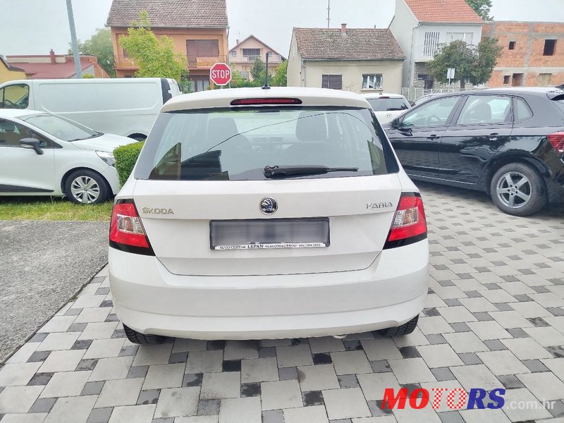 2016' Skoda Fabia 1,0 photo #6