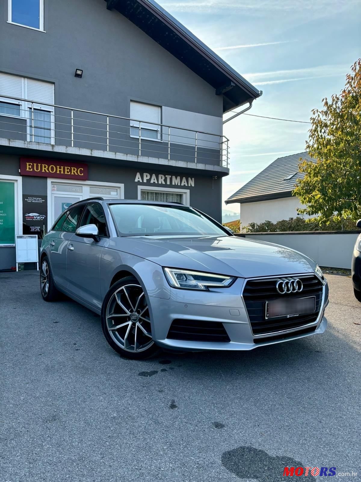 2019' Audi A4 Avant photo #3