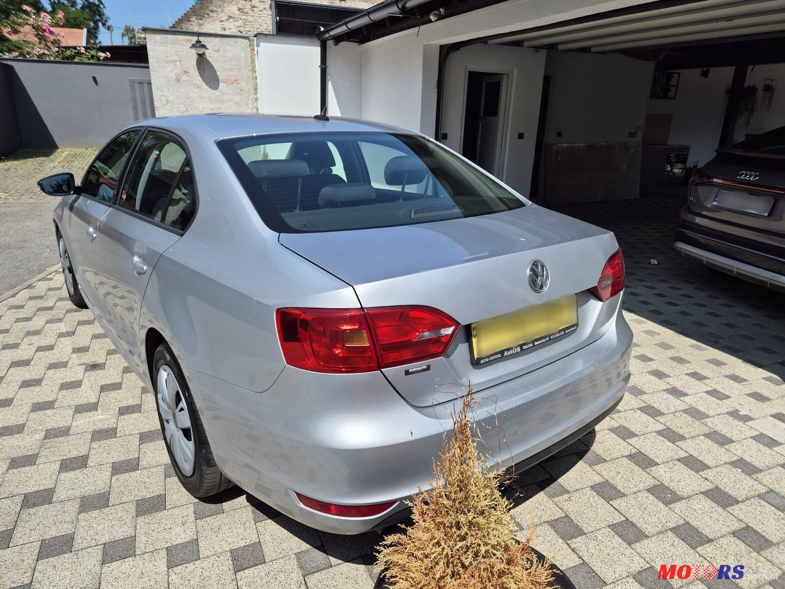 2012' Volkswagen Jetta 1,6 Tdi photo #4