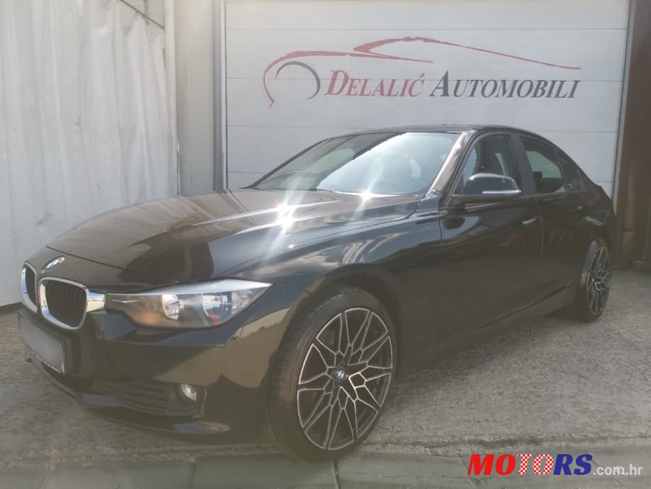 2013' BMW Serija 3 318D photo #1