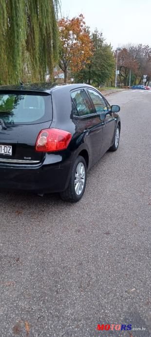 2007' Toyota Auris photo #5
