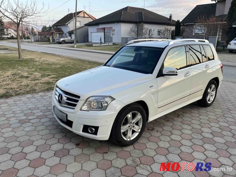 2011' Mercedes-Benz GLK 220 Cdi 4Matic photo #1