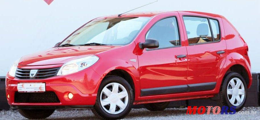 2010' Dacia Sandero 1,6 photo #1