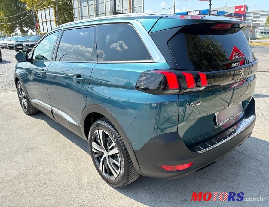 2018' Peugeot 5008 1,5 Bluehdi photo #4
