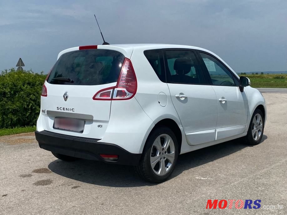 2010' Renault Scenic 1,9 Dci photo #2