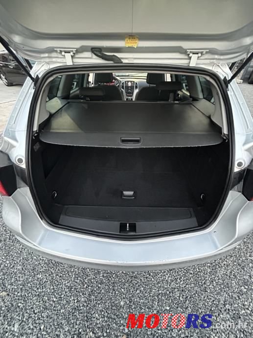2012' Opel Astra 1,7 Cdti Sport photo #5