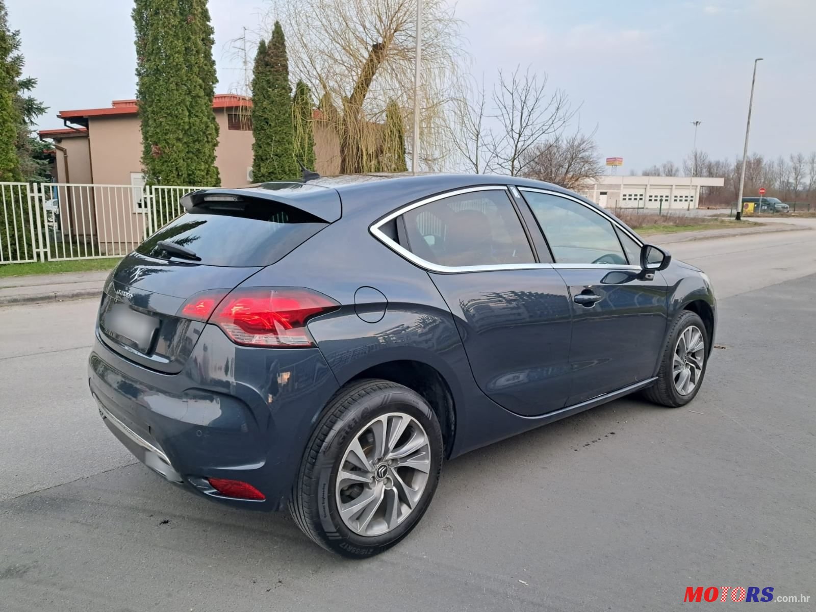 2015' Citroen DS4 1,6 E-Hdi photo #6