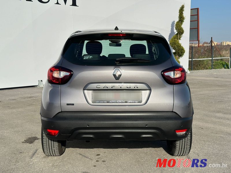 2019' Renault Captur Tce photo #4