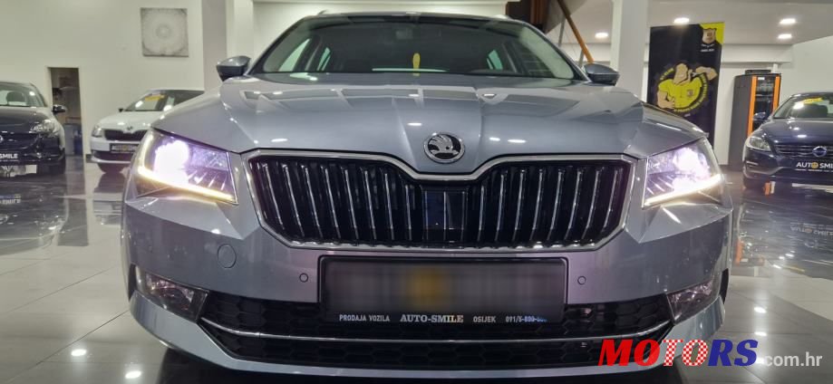 2018' Skoda Superb Combi photo #3