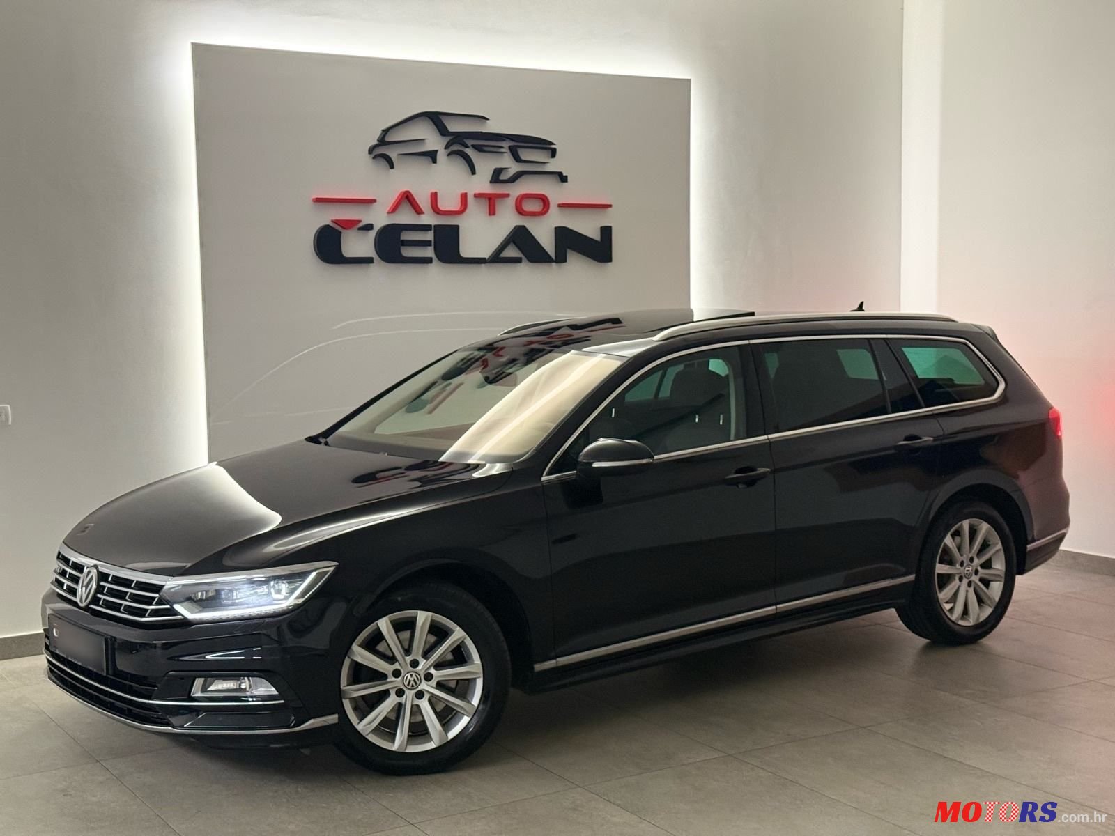 2015' Volkswagen Passat Variant photo #1