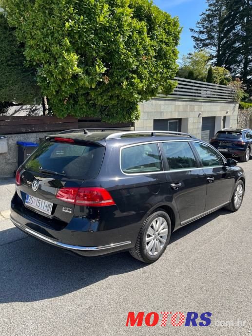 2013' Volkswagen Passat Variant photo #5