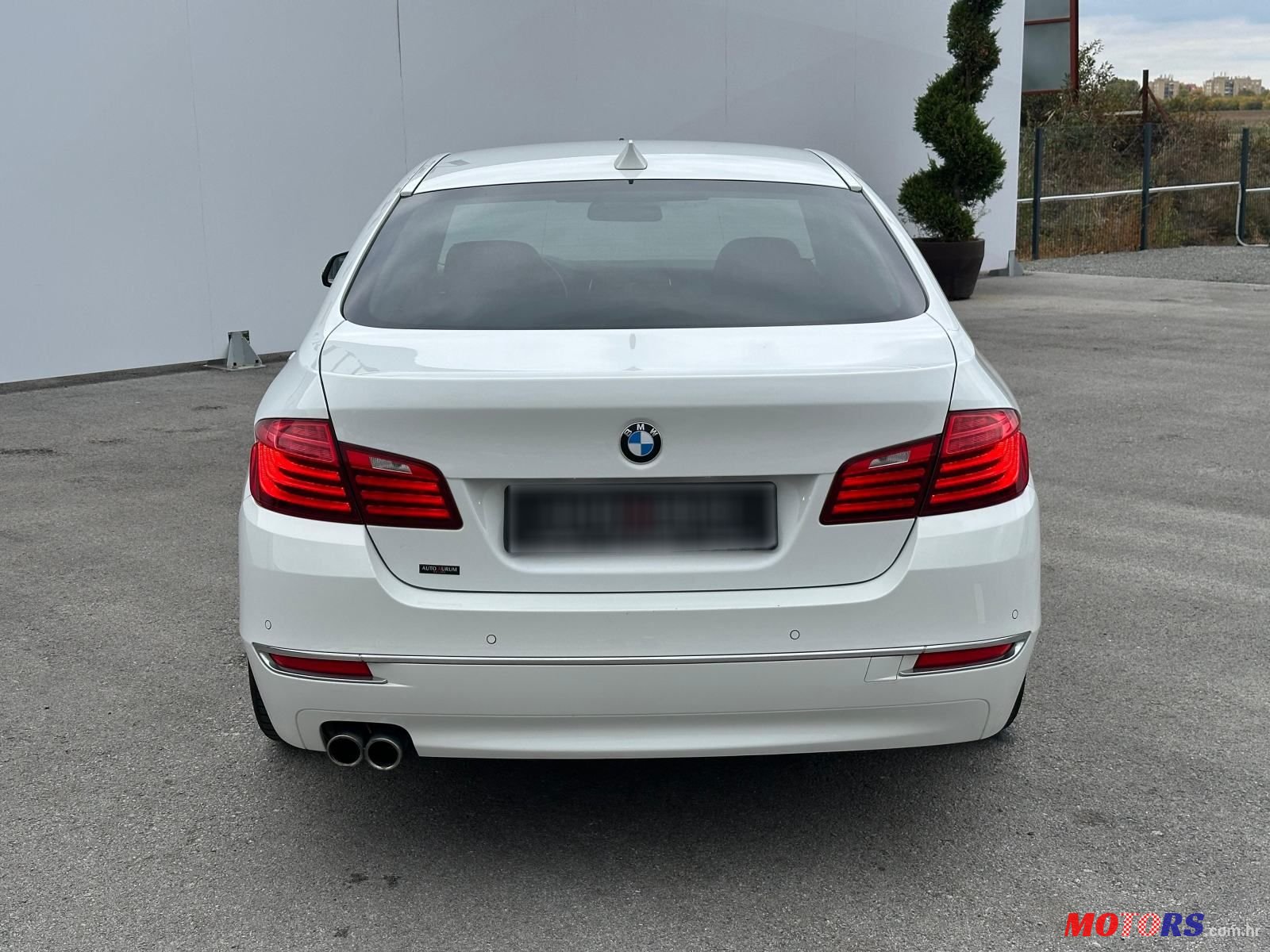2014' BMW Serija 5 518D photo #3