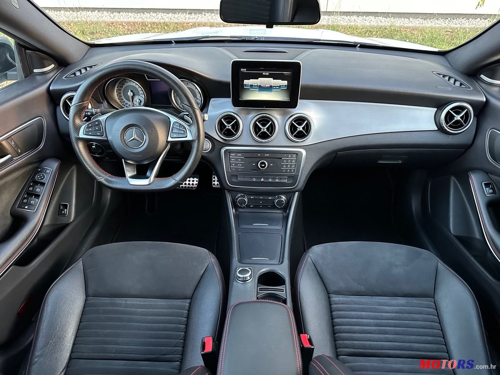 2015' Mercedes-Benz Cla Klasa 180 Cdi Amg photo #4