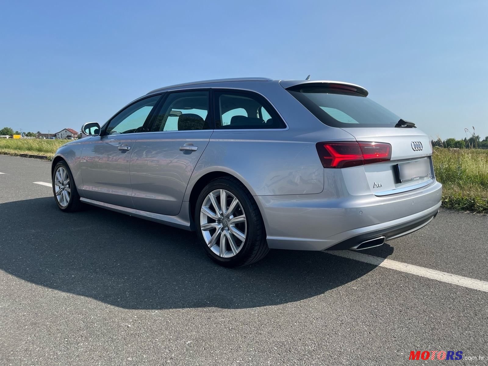 2015' Audi A6 Avant photo #3