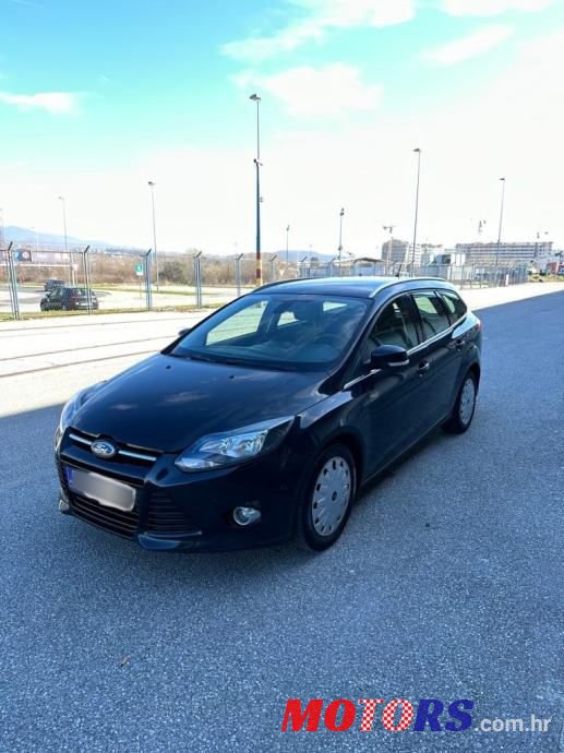 2013' Ford Focus Karavan photo #1