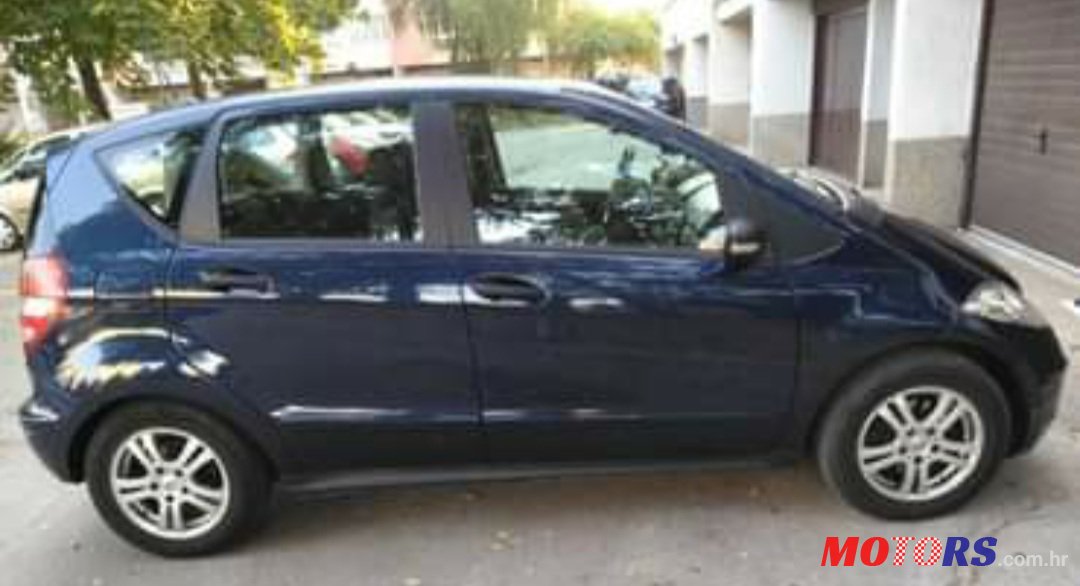 2008' Mercedes-Benz A 180 photo #6