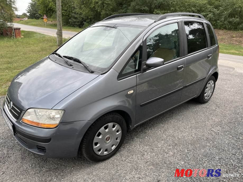 2004' Fiat Idea 1,4 16V photo #3