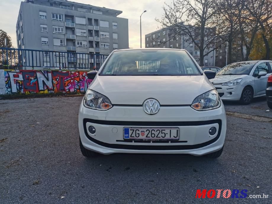 2014' Volkswagen Up! 1,0 Up! photo #4