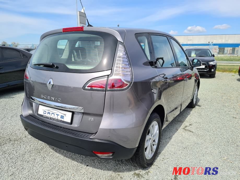 2012' Renault Megane Scenic photo #6