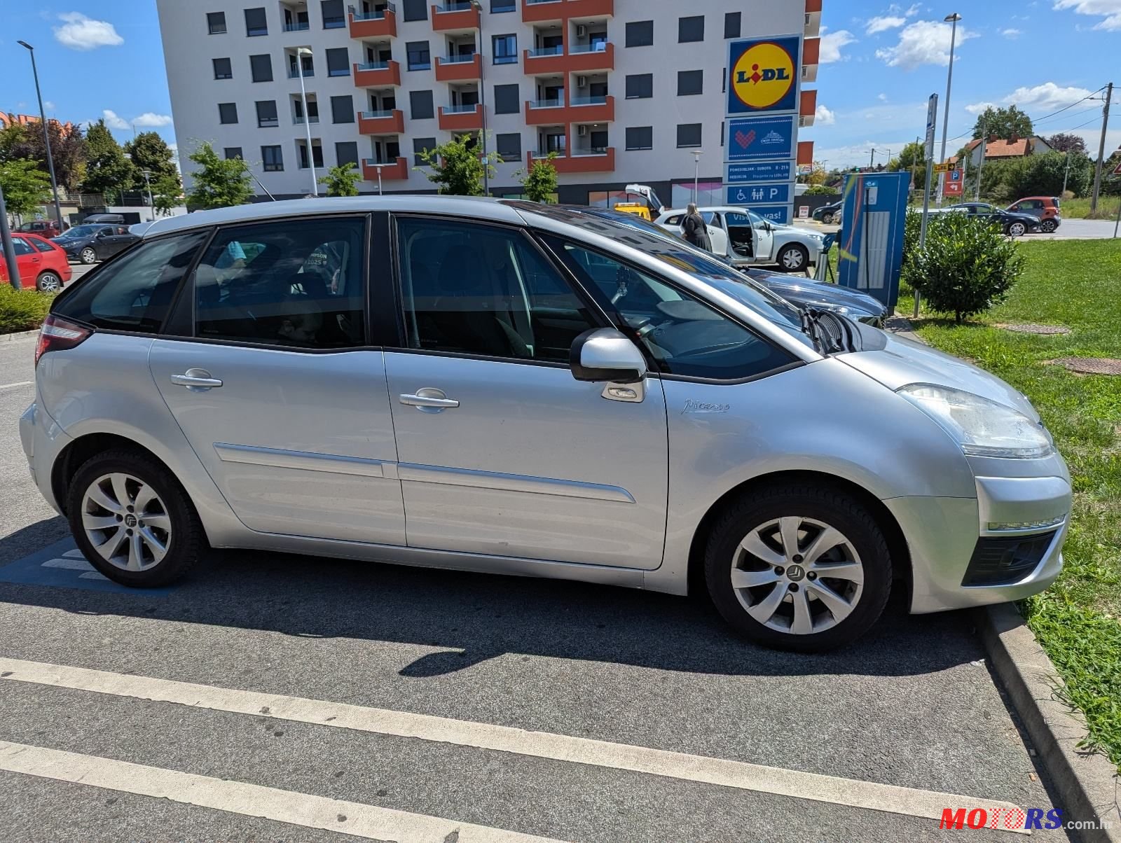 2012' Citroen C4 Picasso 1,6 Hdi photo #2