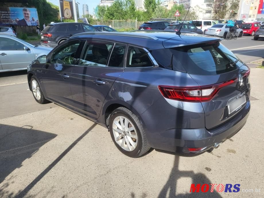 2020' Renault Megane Grandtour photo #6