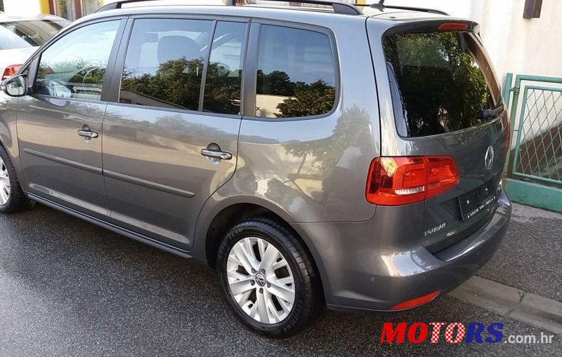 2014' Volkswagen Touran 1,6 Tdi photo #2