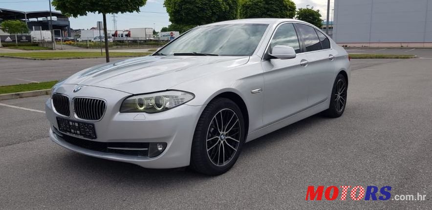 2010' BMW Serija 5 520D photo #1