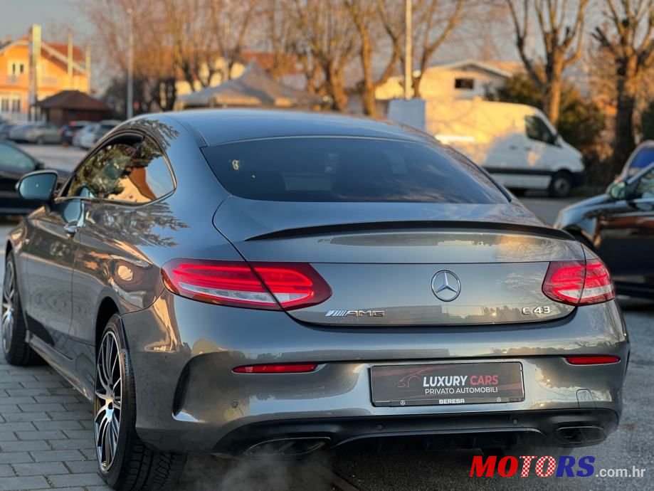 2017' Mercedes-Benz C-Klasa 43 Amg photo #6