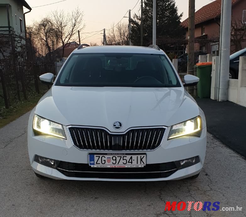 2016' Skoda Superb Combi photo #1