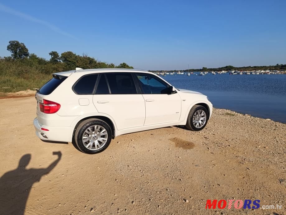 2009' BMW X5 Xdrive30D photo #3