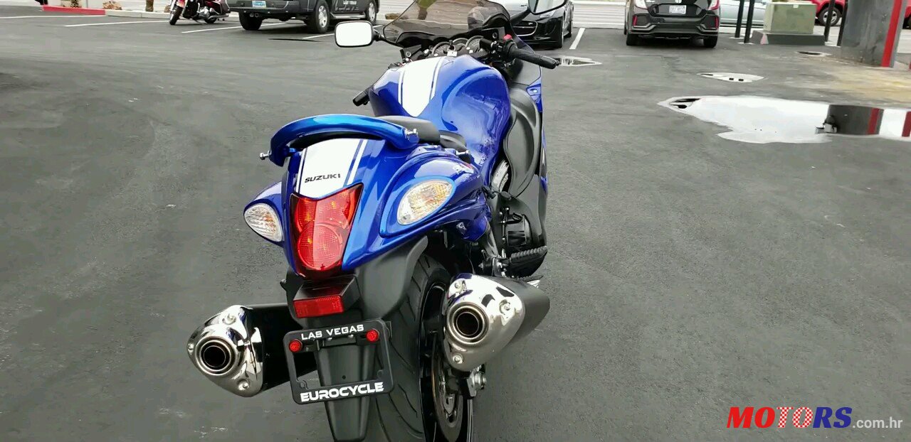 2017' Suzuki 1 photo #4