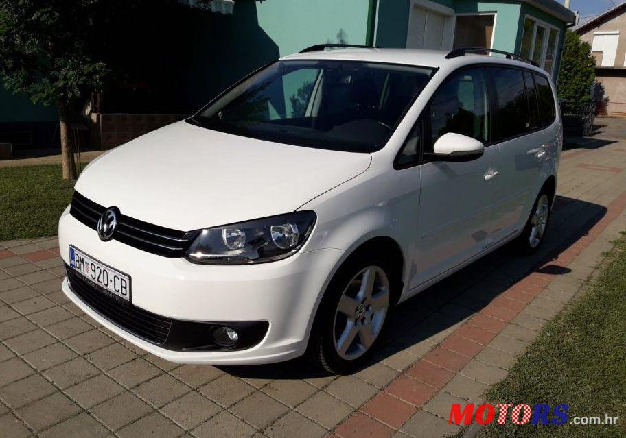 2011' Volkswagen Touran 1,6 Tdi photo #1