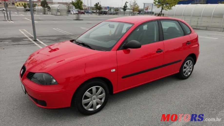 2003' SEAT Ibiza photo #1