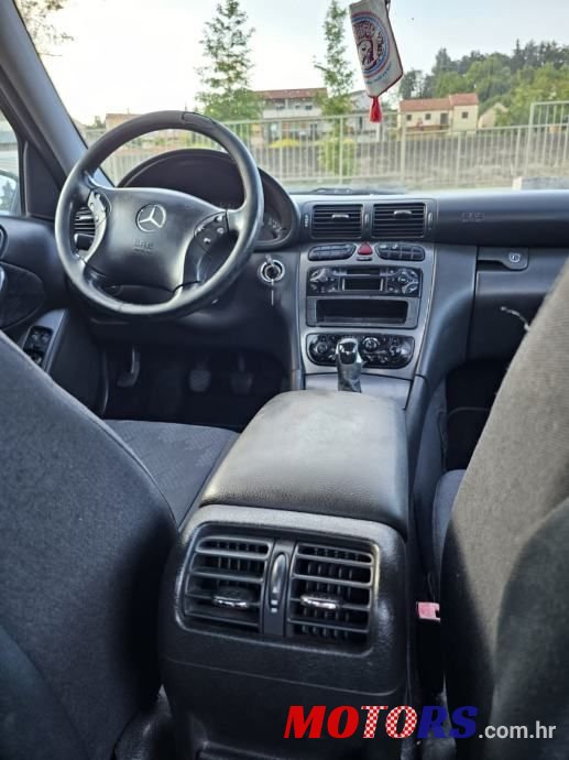 2002' Mercedes-Benz C-Klasa 220 photo #6