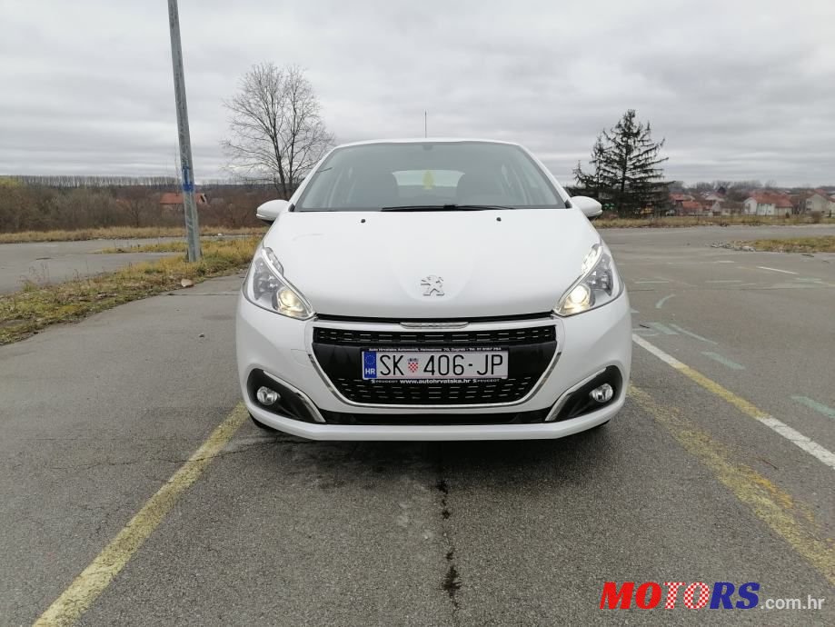 2021' Peugeot 208 photo #1