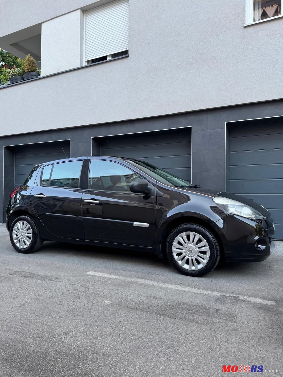 2012' Renault Clio 1,2 photo #3