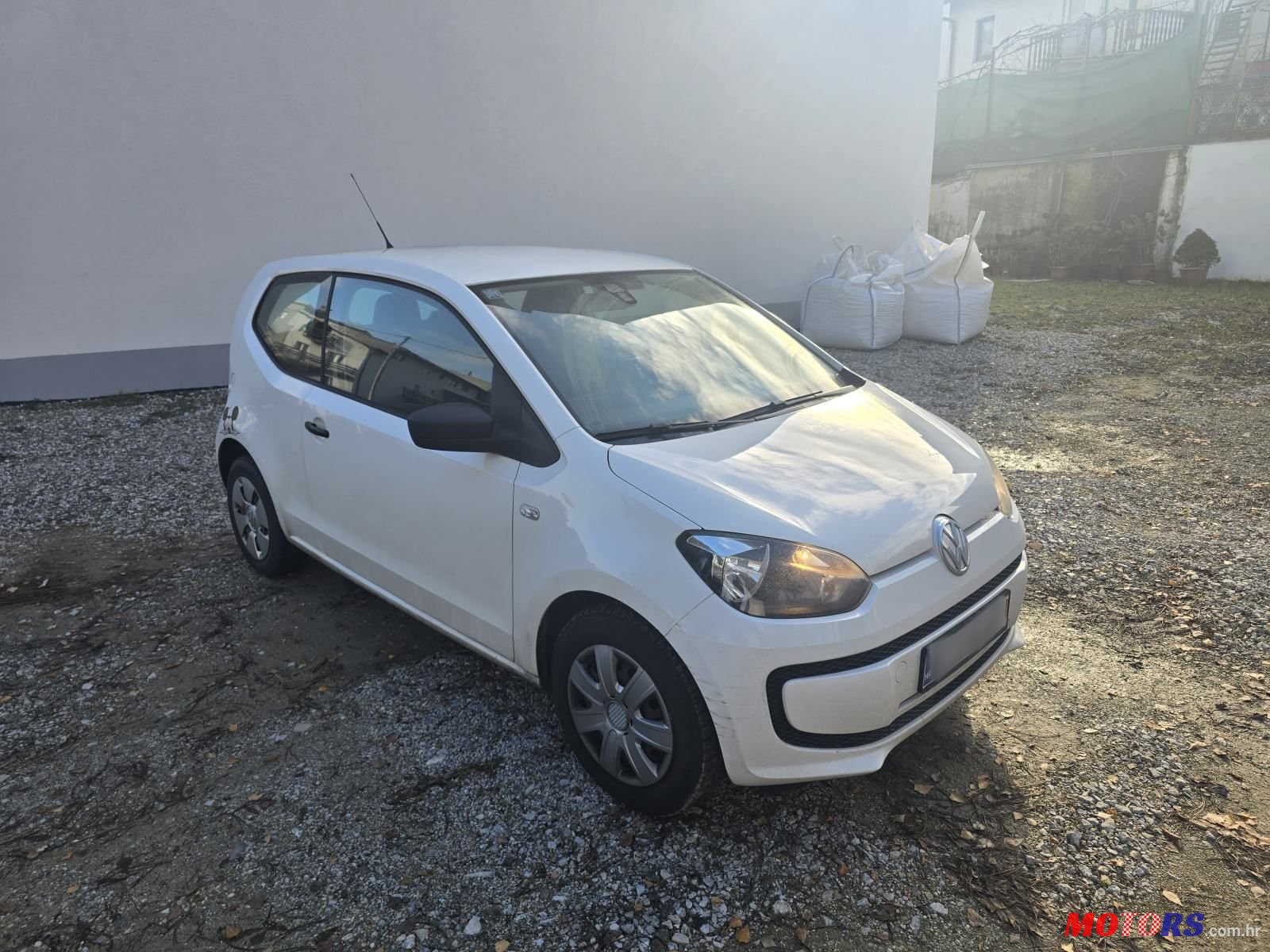2012' Volkswagen Up! 1,0 Up! photo #3