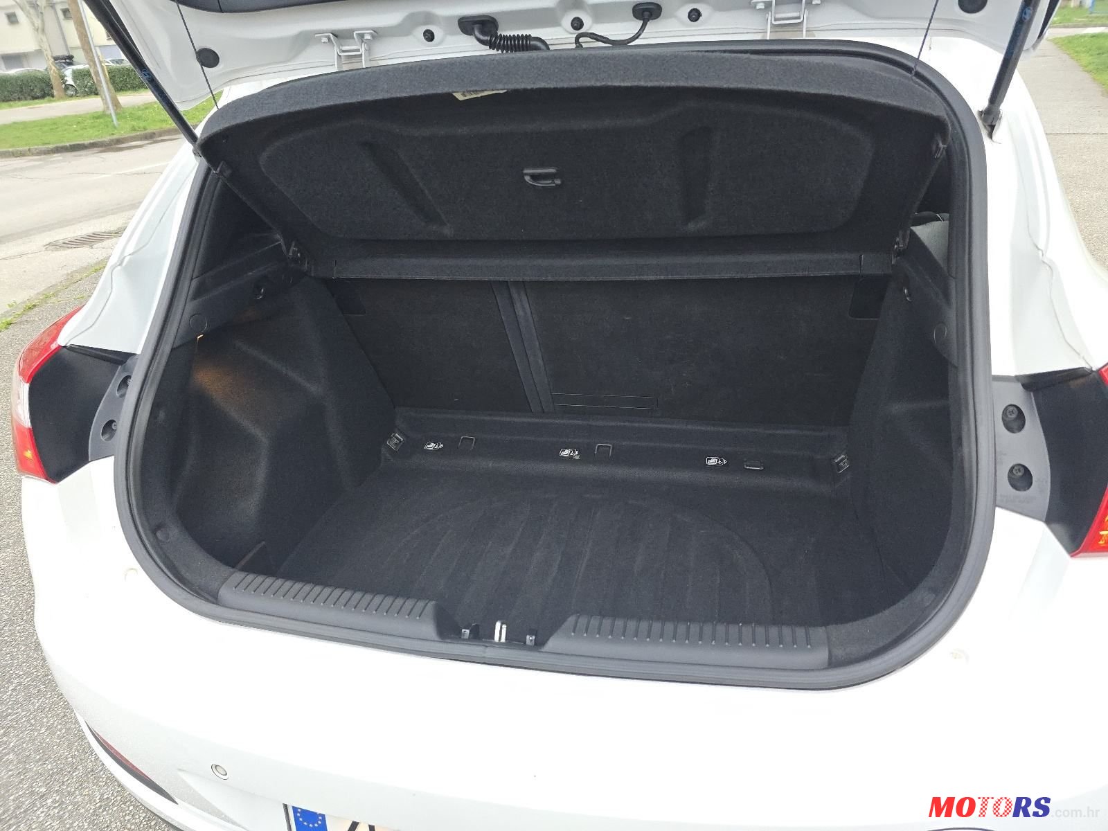 2014' Hyundai i30 1,6 Crdi photo #5