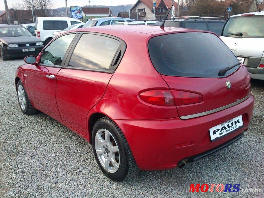 2005' Alfa Romeo 147 1,9 Jtd photo #2