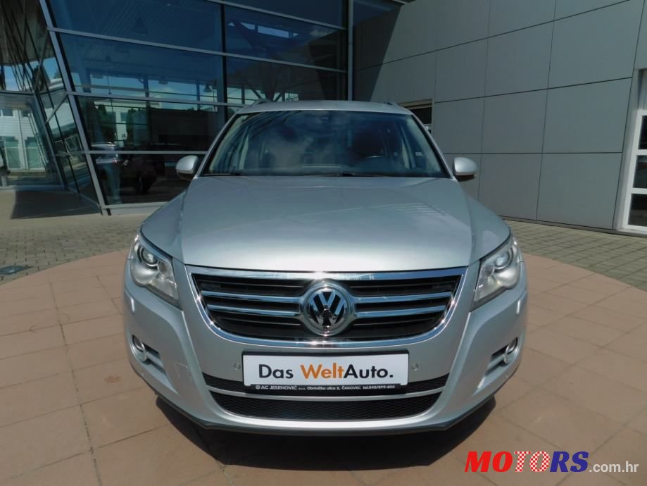 2008' Volkswagen Tiguan photo #2