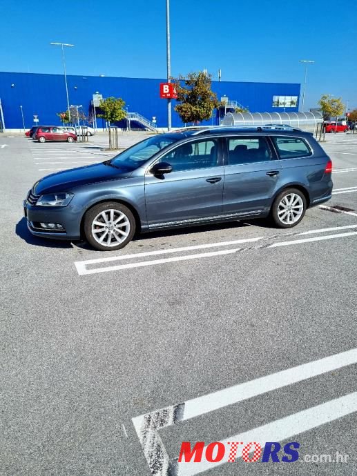 2012' Volkswagen Passat Variant photo #4