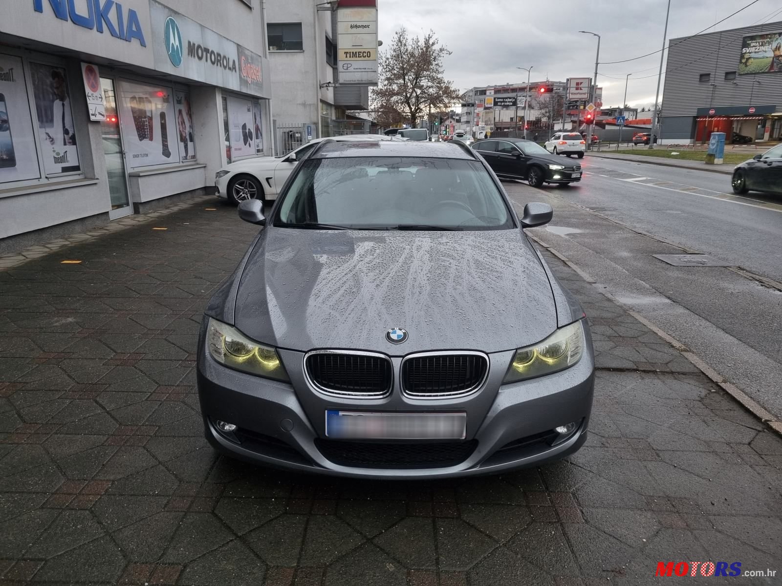 2011' BMW Serija 3 Touring 316D photo #3