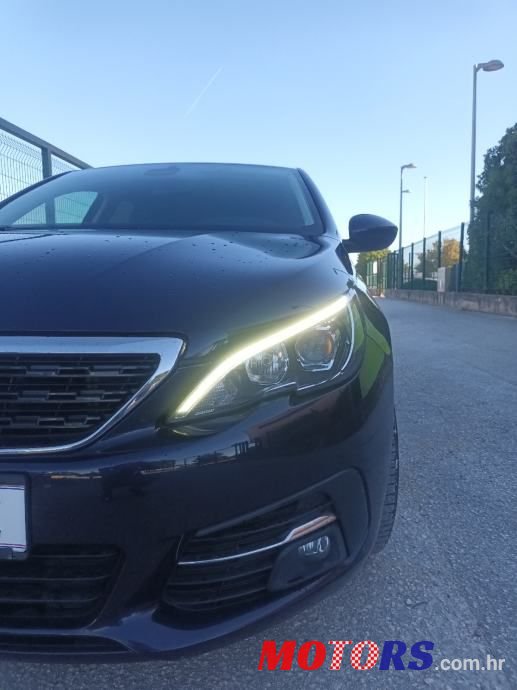 2018' Peugeot 308 photo #1