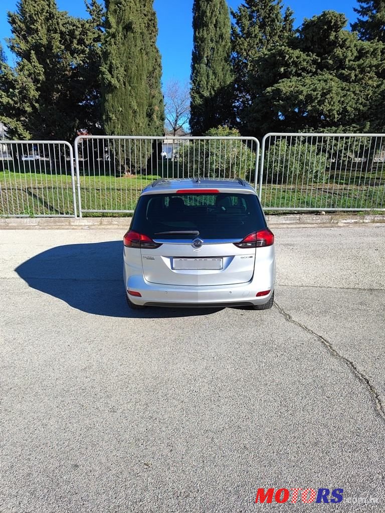 2013' Opel Zafira 2,0 photo #5