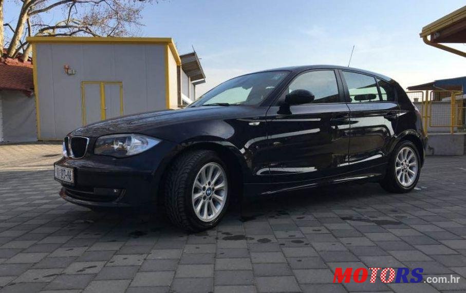 2009' BMW Serija 1 118D photo #2